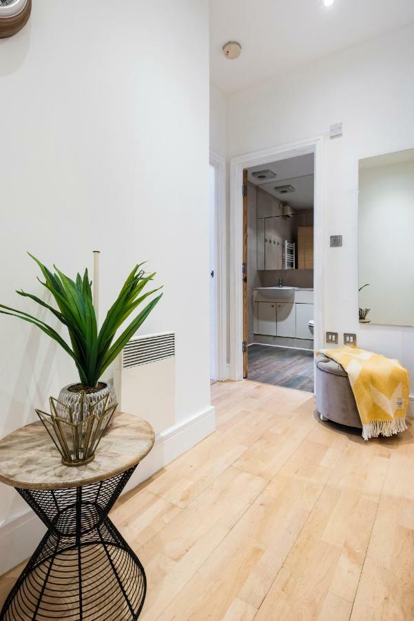 Stylish Hyde Park Apartment Londres Extérieur photo